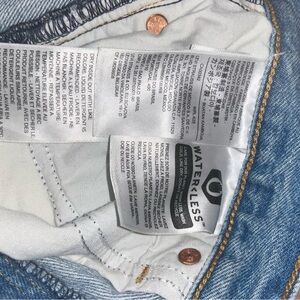 Levi's Women's Light Blue Jeans